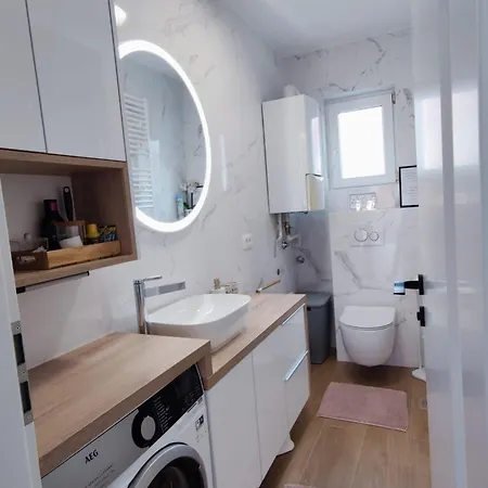 Apartment Lumani With Free Parking
